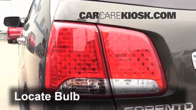 2012 Kia Sorento EX 3.5L V6 Luces Luz de freno (reemplazar foco)